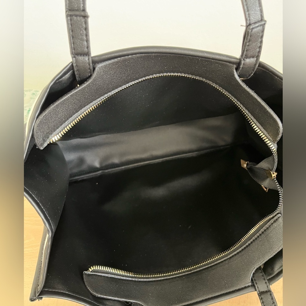 LIMITED EDITION Coated Canvas Shopping Tote BNWOT - Picture 8 of 11